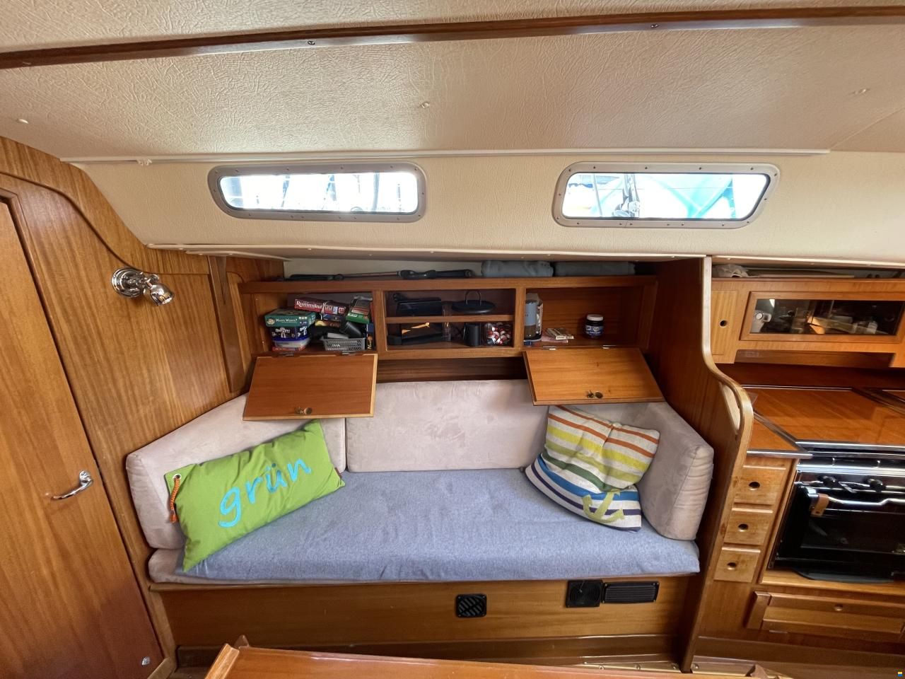 Hanse 331