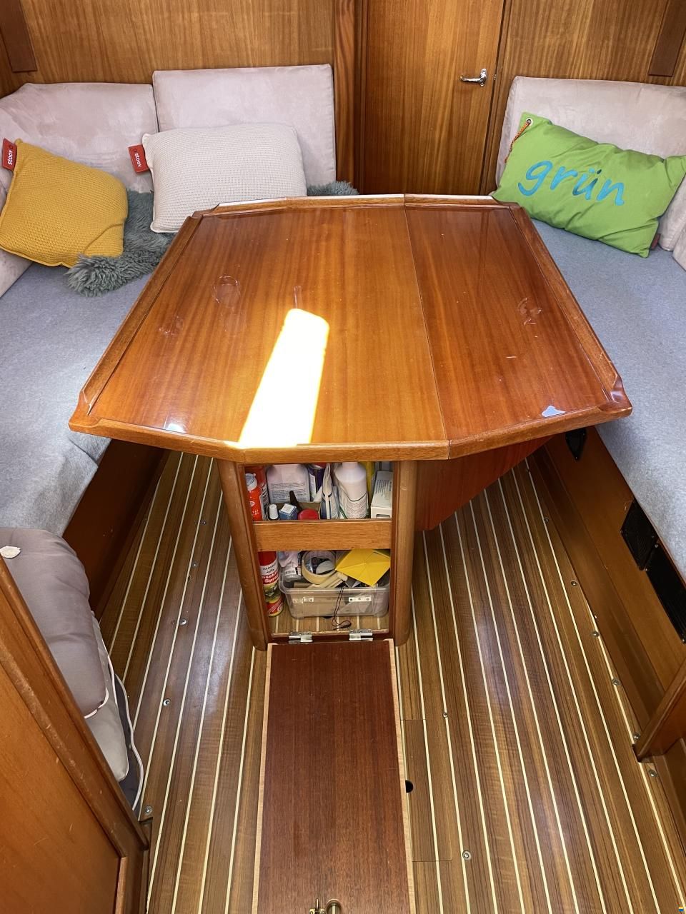 Hanse 331