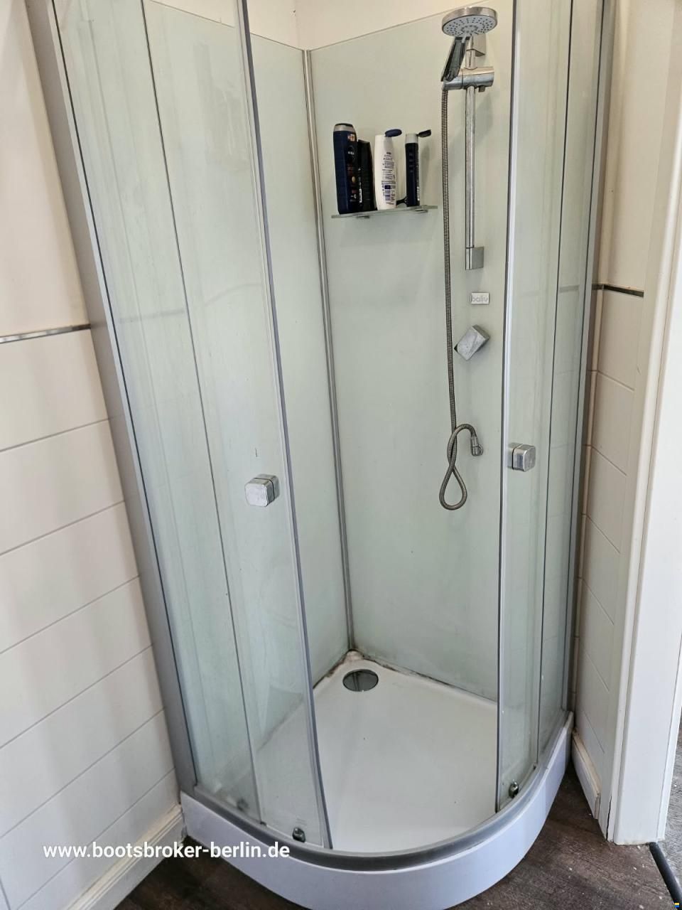 Floating Home Gabriella HBO 103