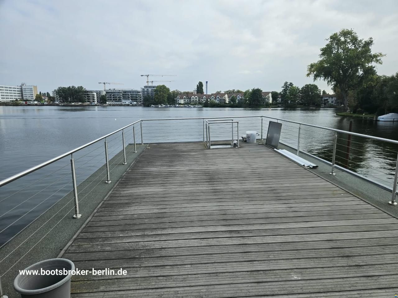 Floating Home Gabriella HBO 103