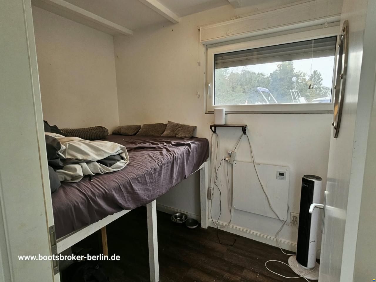Floating Home Gabriella HBO 103