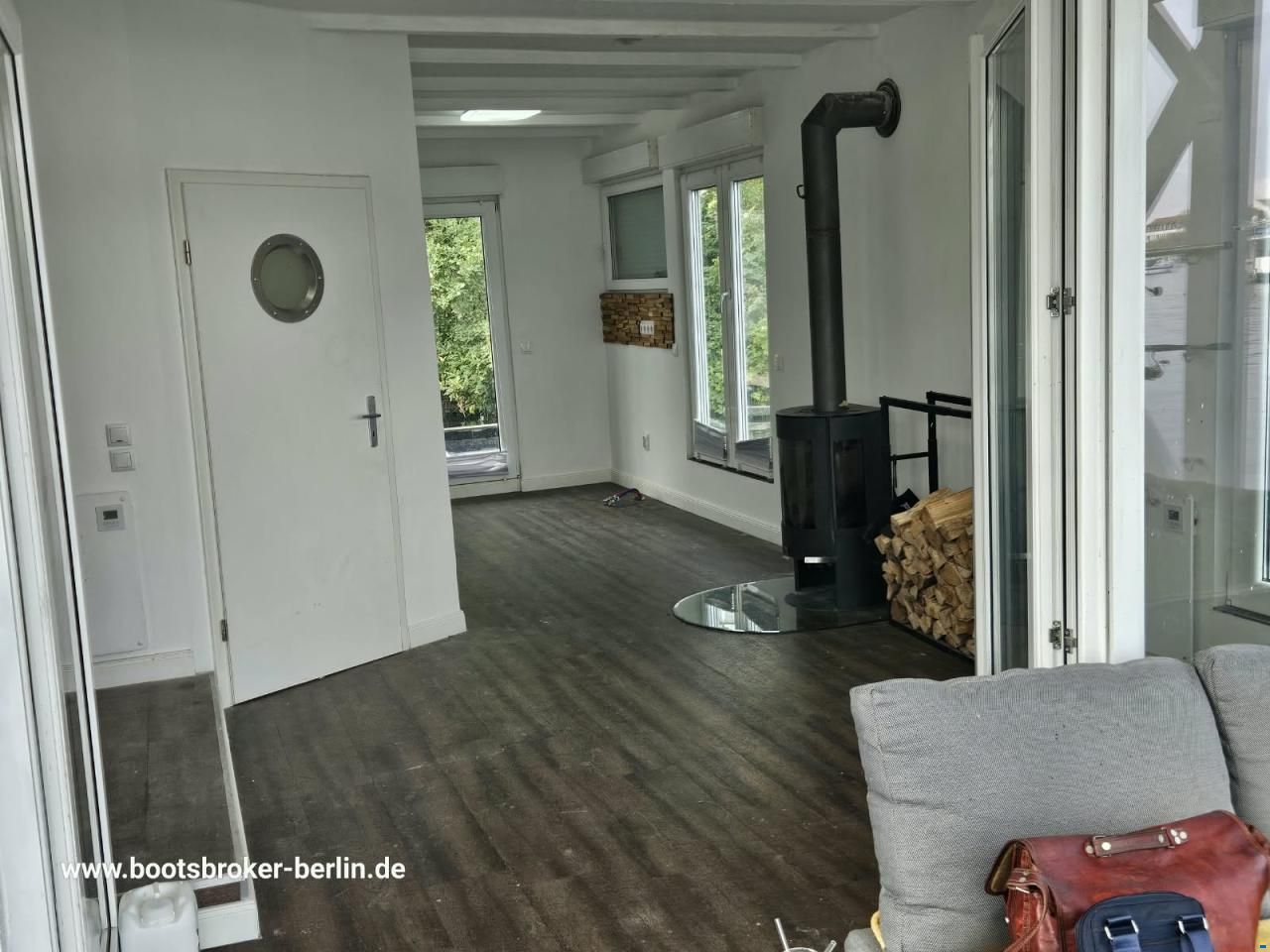 Floating Home Gabriella HBO 103