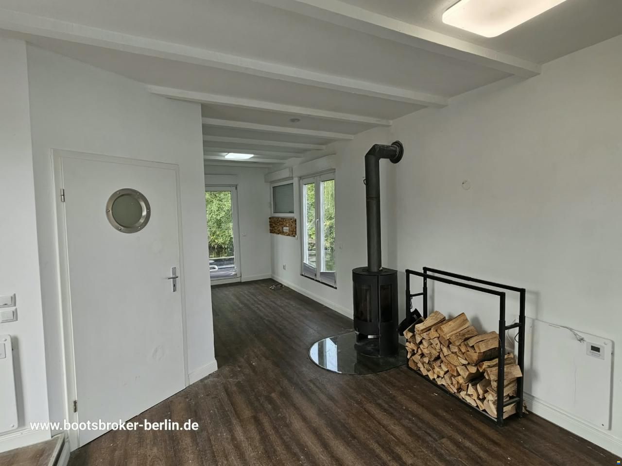 Floating Home Gabriella HBO 103