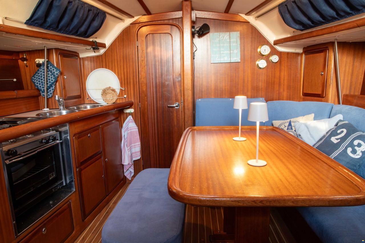 Bavaria 35 Holiday