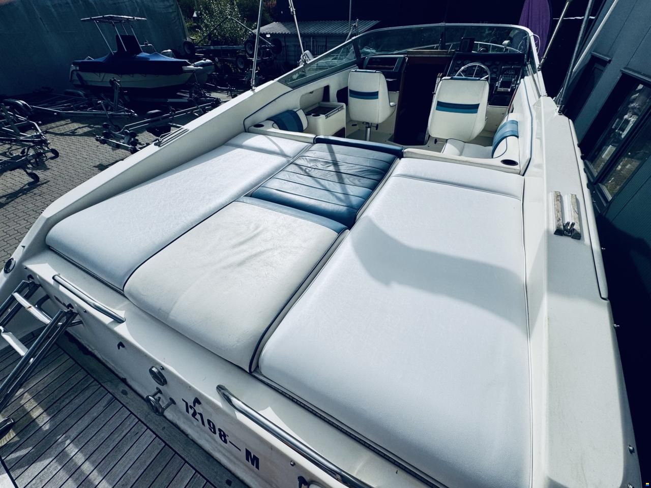 Sea Ray 260 (OV) Overnighter