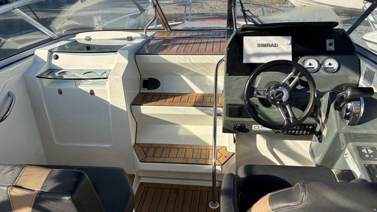 Uttern D77