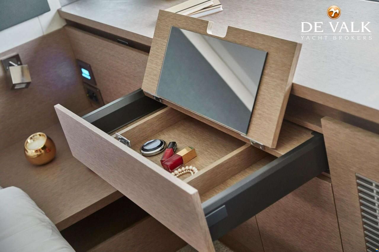 Prestige 420 Flybridge