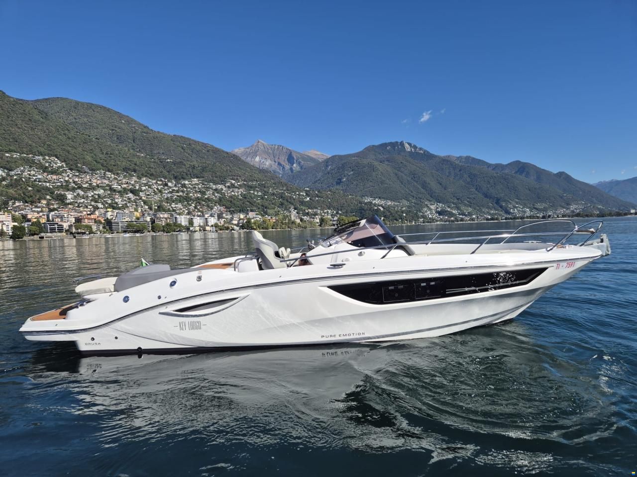 Sessa Key Largo 27