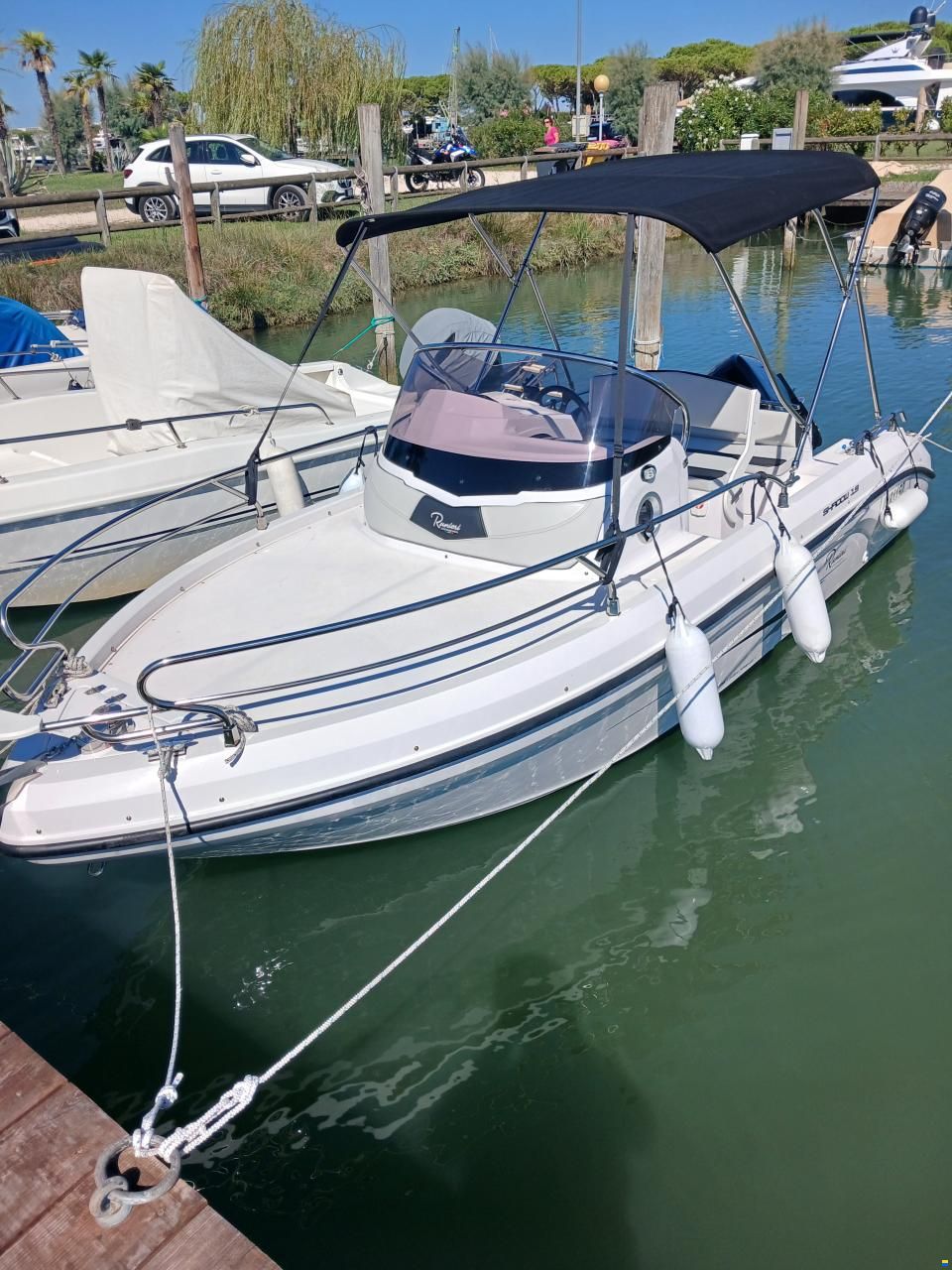 Ranieri Shadow 19
