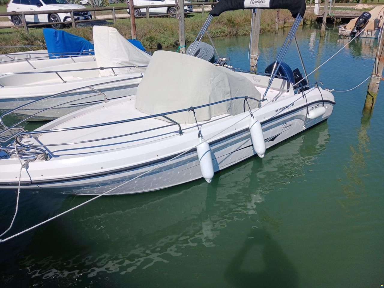 Ranieri Shadow 19