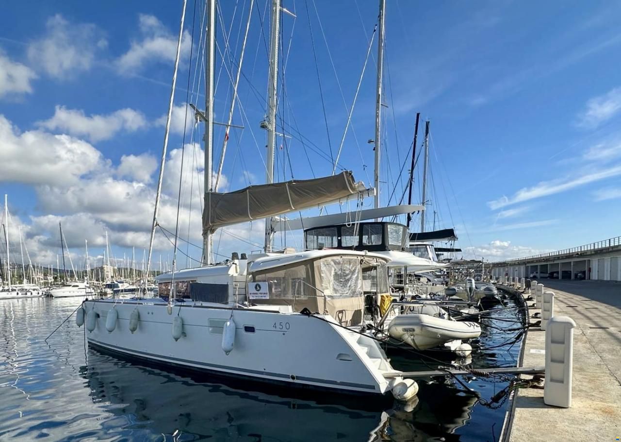 Lagoon 450 F