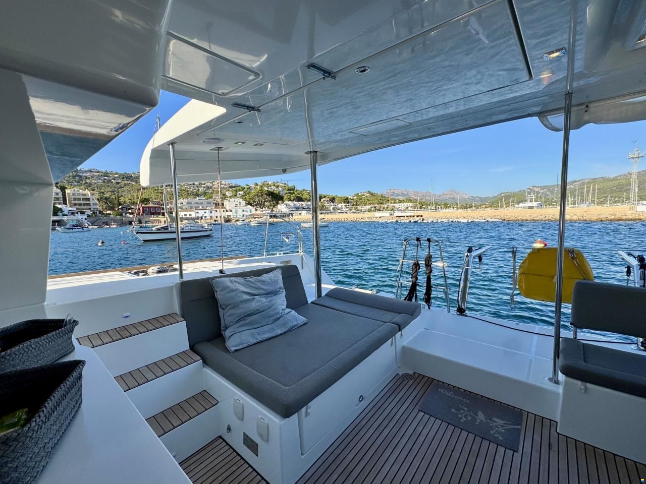 Lagoon 450 F
