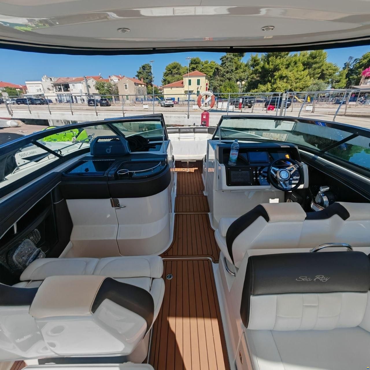 Sea Ray 350 SLX