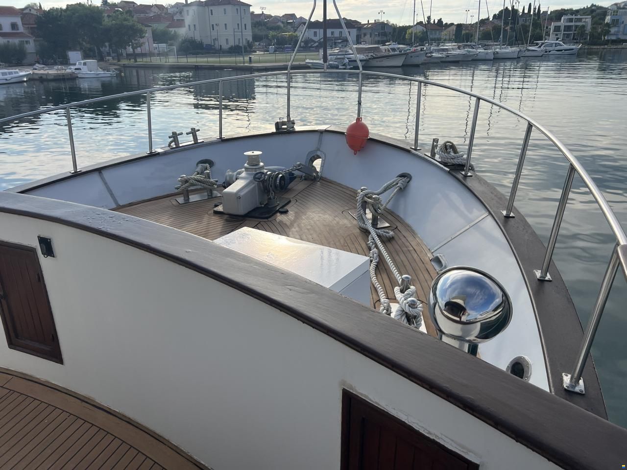 Blue Ocean 50