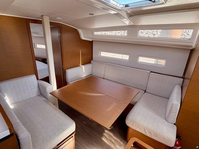 Jeanneau Sun Odyssey 410