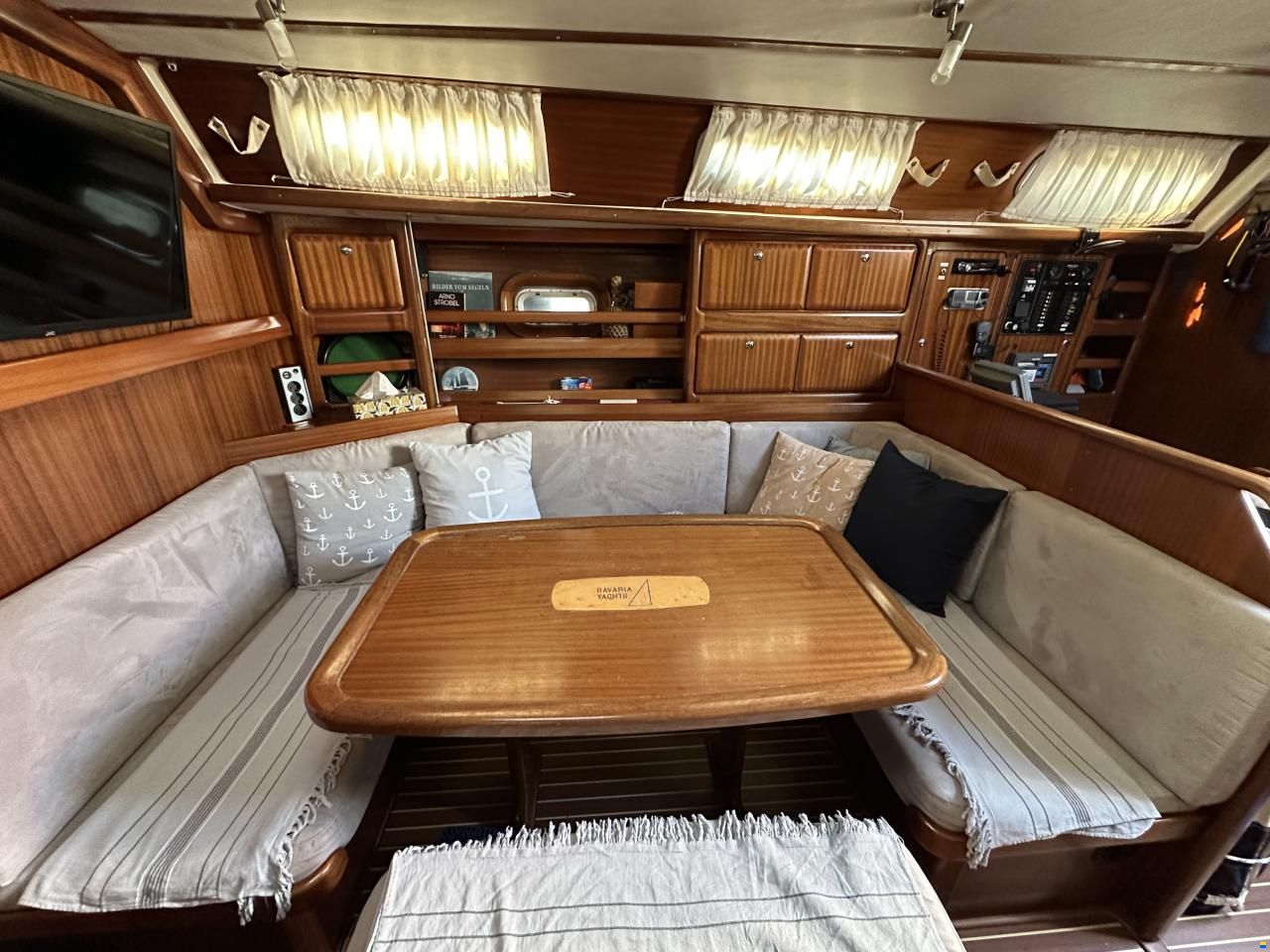 Bavaria Cruiser 42