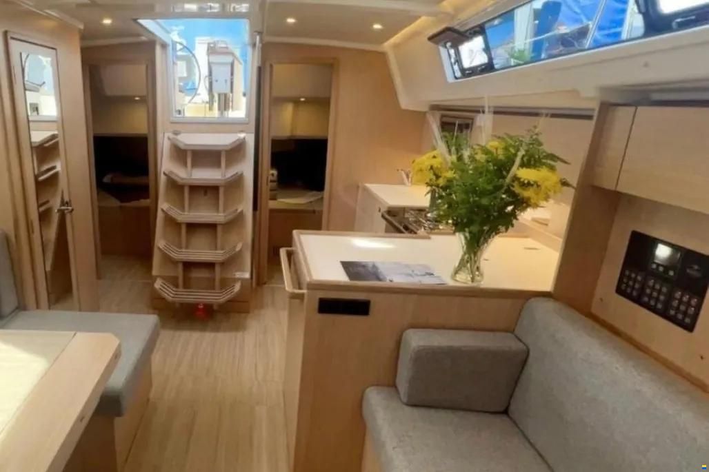 Bavaria C42