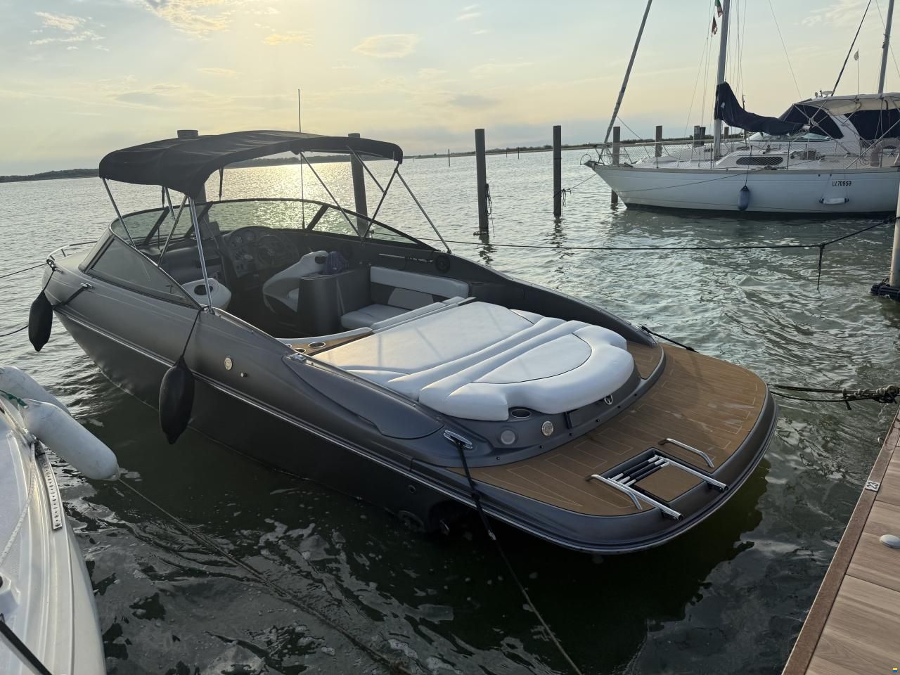 Rinker 262 Captiva