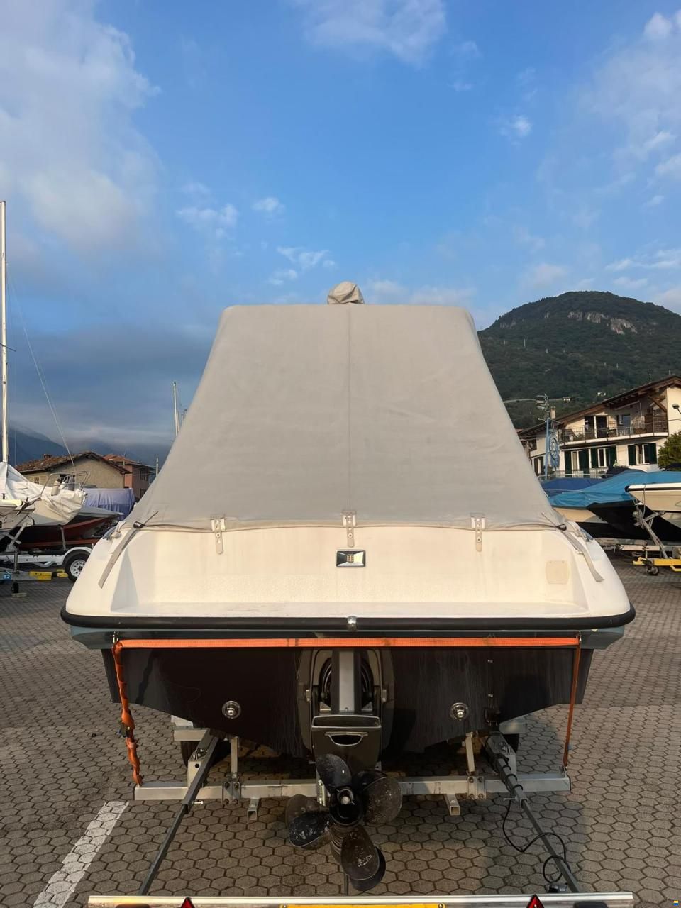 Airon Marine 22 Fish