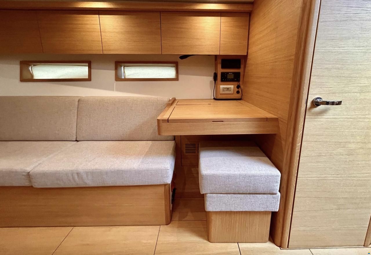 Solaris 44