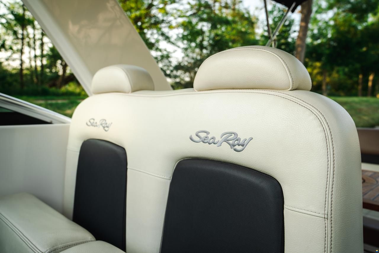 Sea Ray Sundancer 265