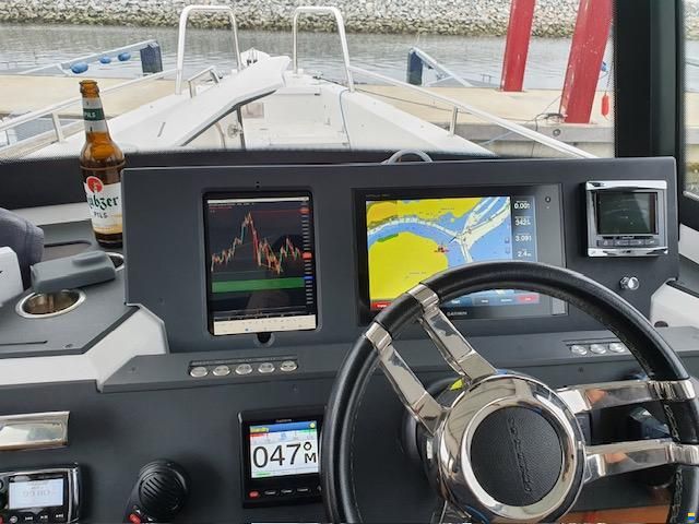 Axopar 28 CABIN