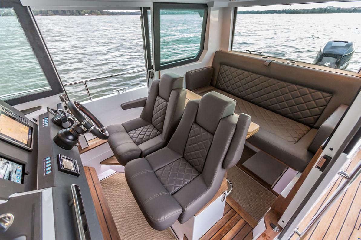 Axopar 28 CABIN
