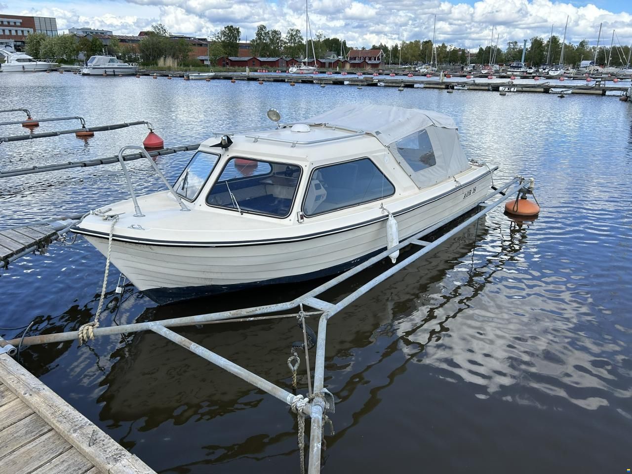 Uttern 560HT