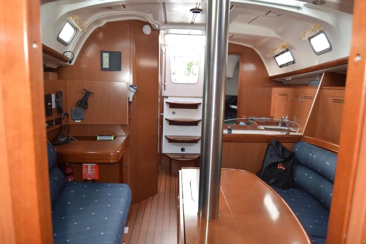 Beneteau Oceanis Clipper 343
