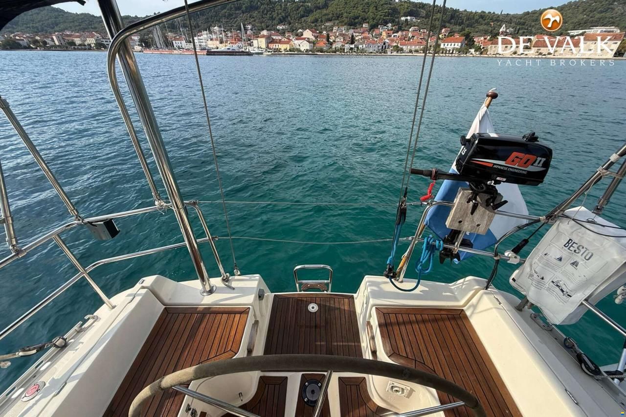Hanse 371
