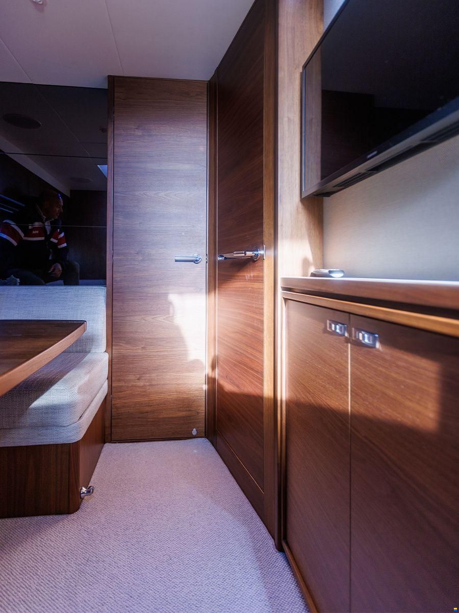 Princess V40