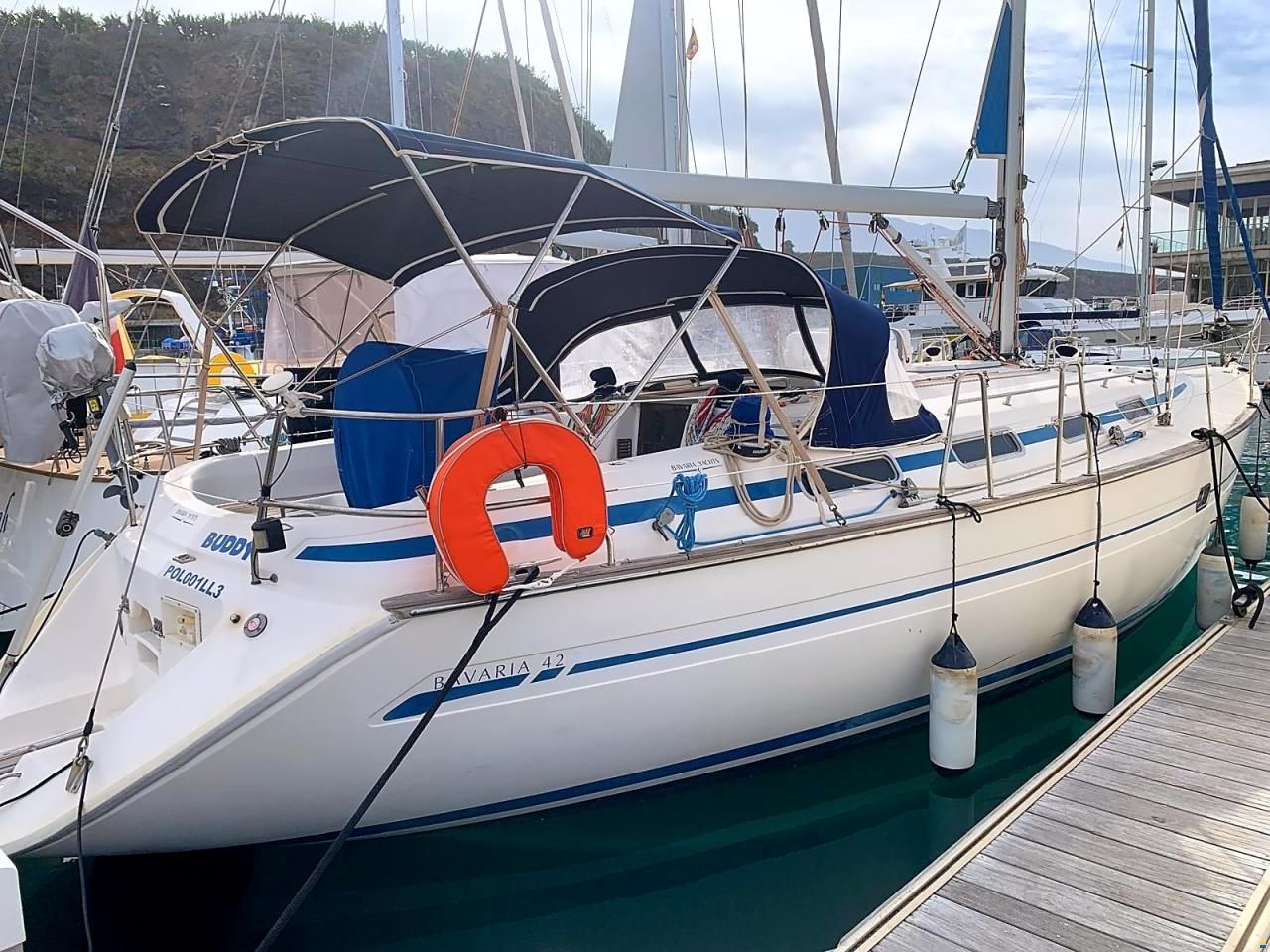Bavaria 42