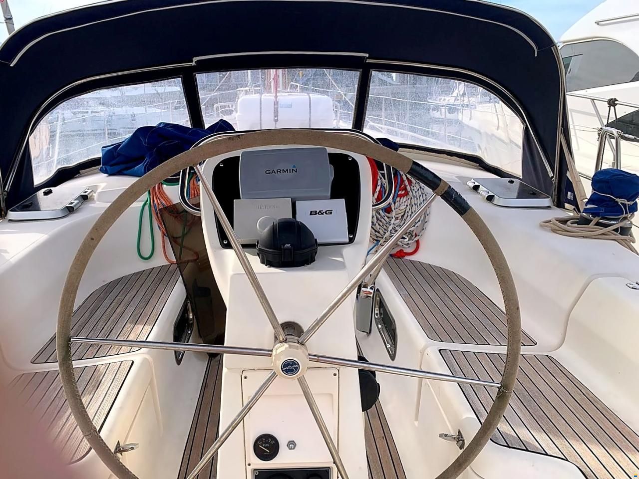 Bavaria 42