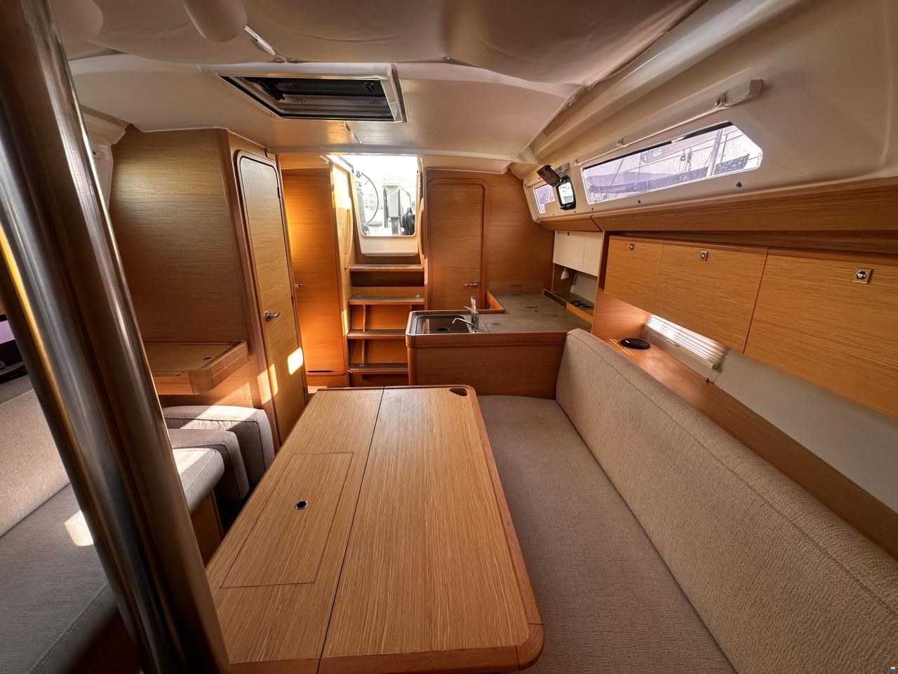 Dufour 360 Grand Large