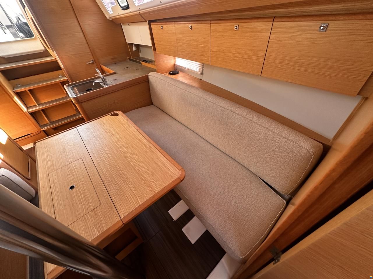 Dufour 360 Grand Large
