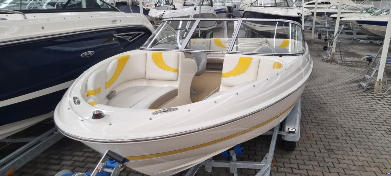 Maxum 2000 SR3