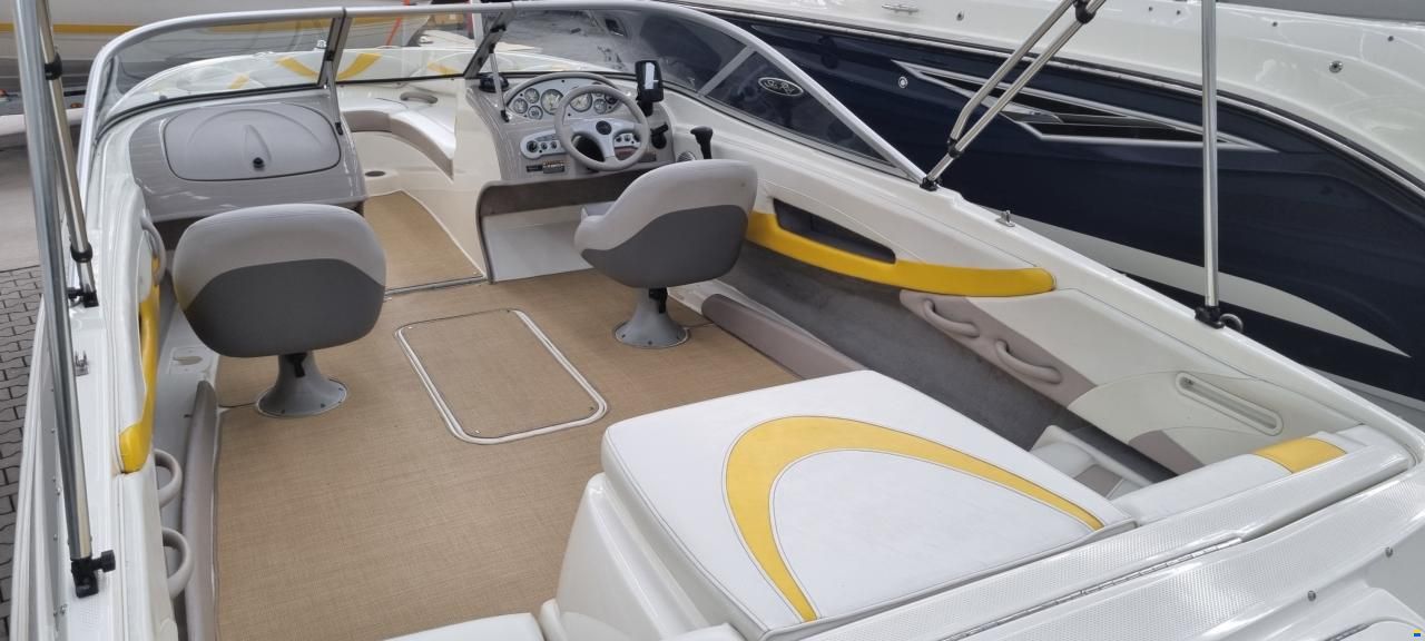 Maxum 2000 SR3