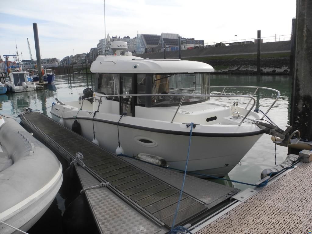 Quicksilver 755 Pilothouse