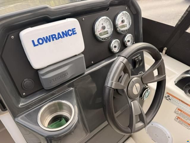 Quicksilver 505 Cabin mit 60PS CT & Trailer