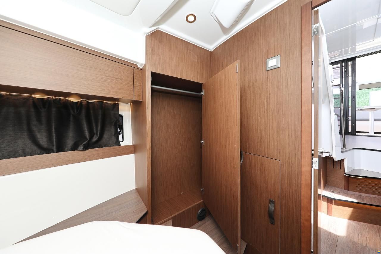 Beneteau Antares 11 FLY