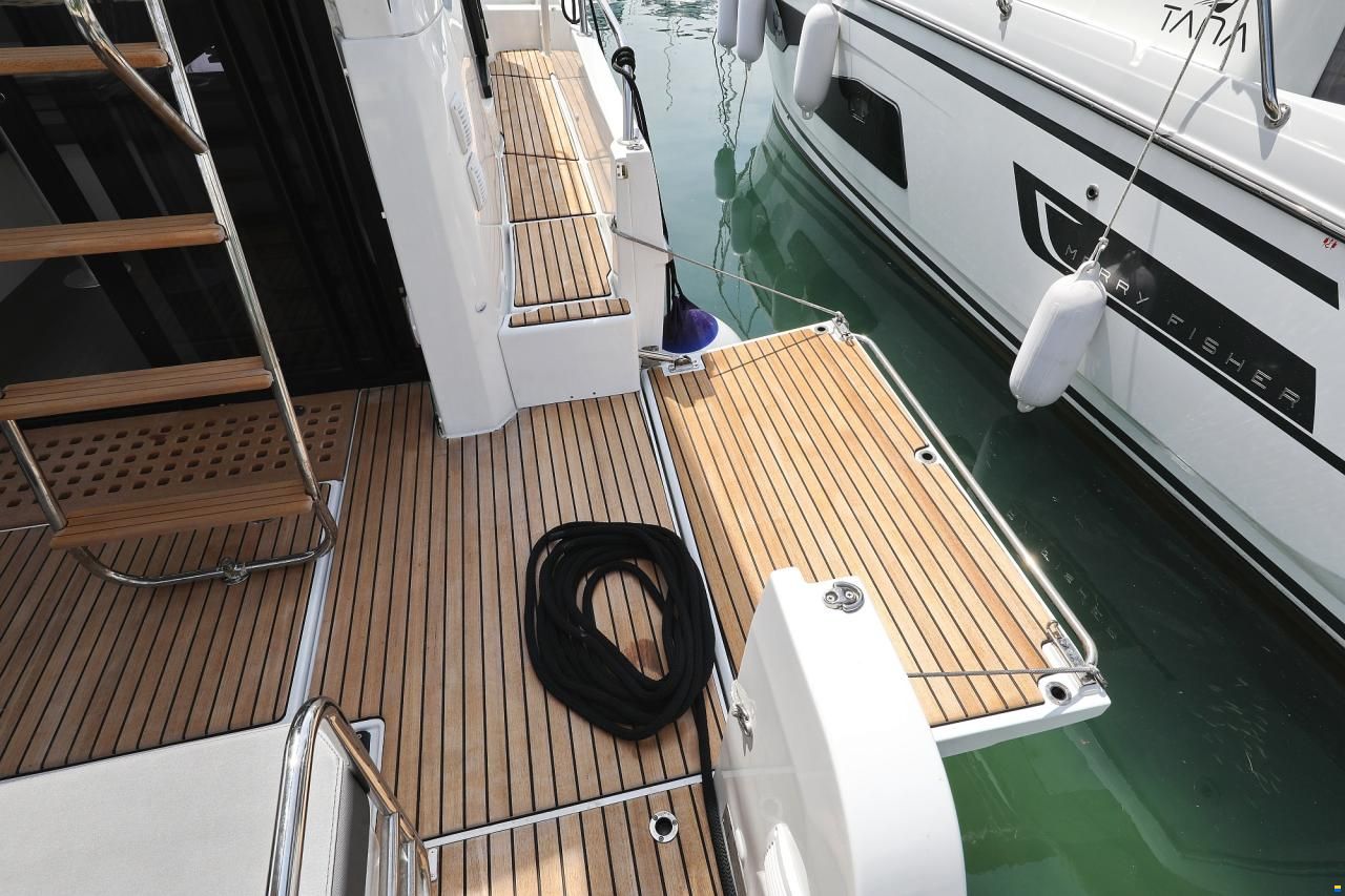 Beneteau Antares 11 FLY