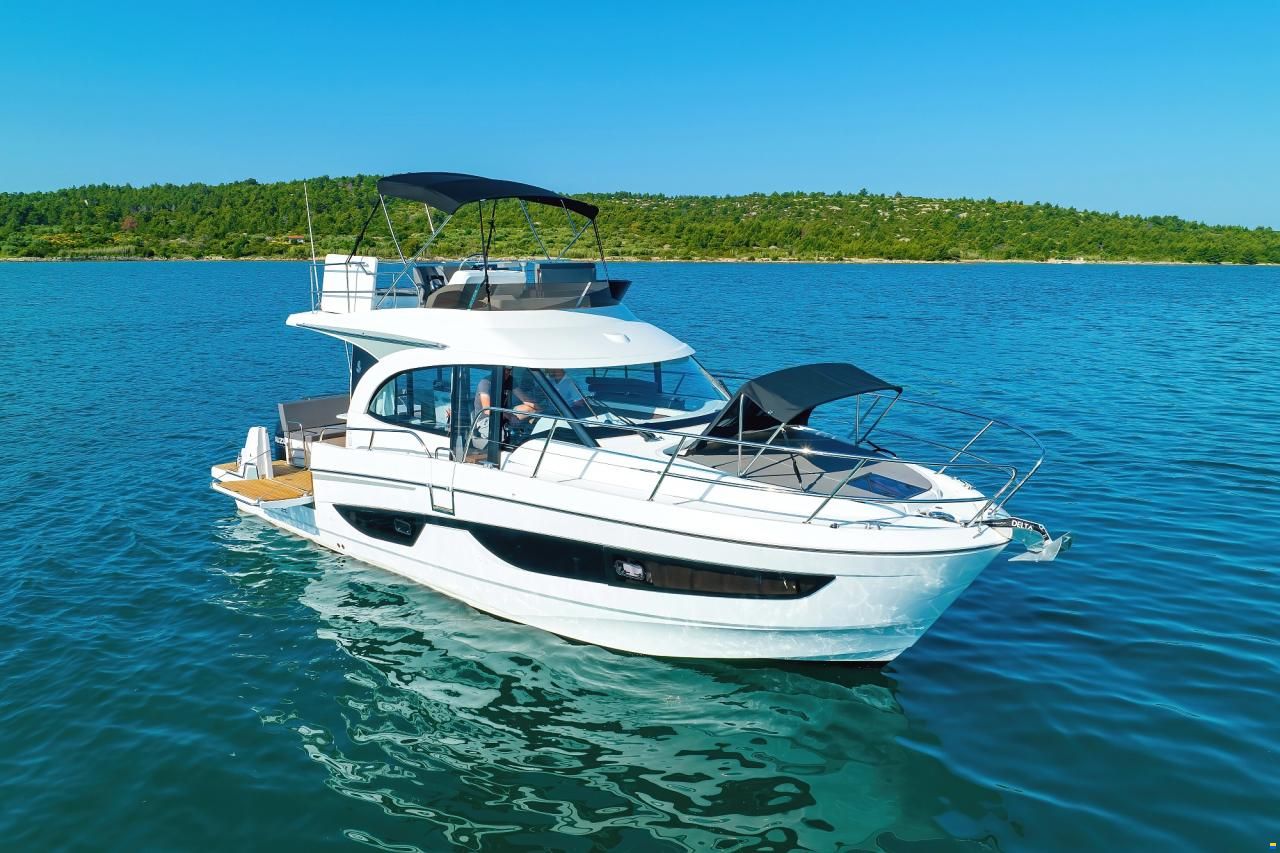 Beneteau Antares 11 FLY