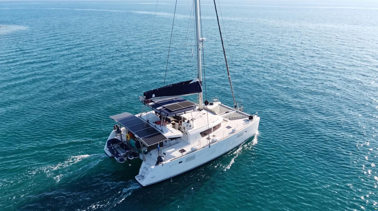 Lagoon 450F