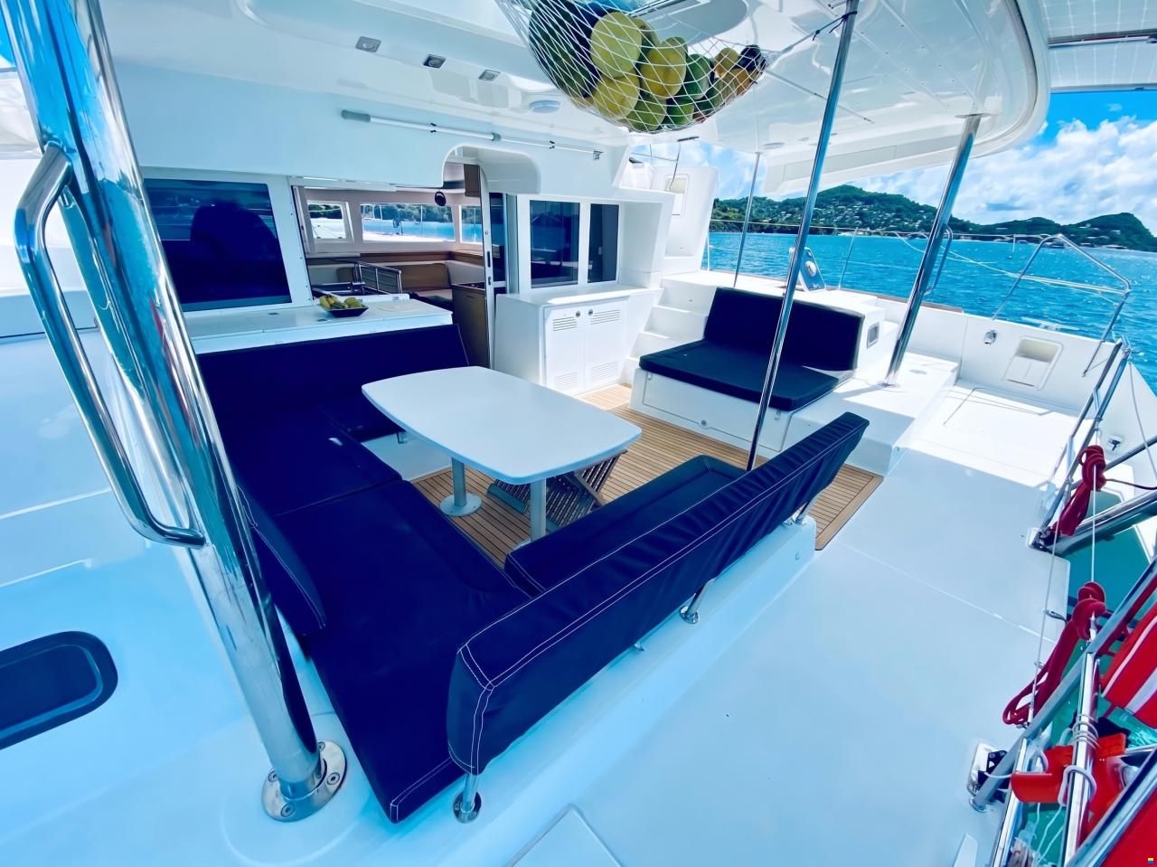 Lagoon 450F