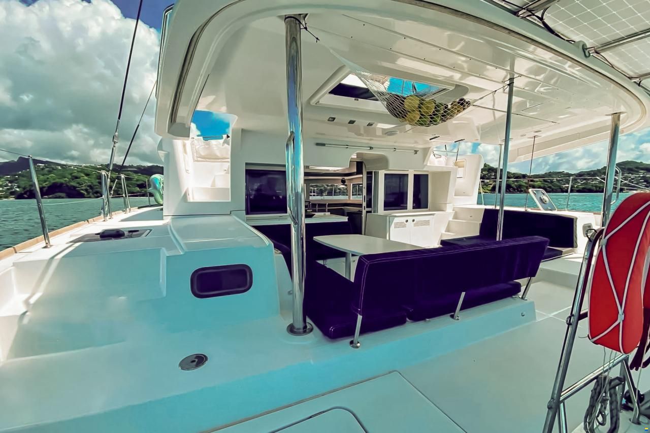 Lagoon 450F