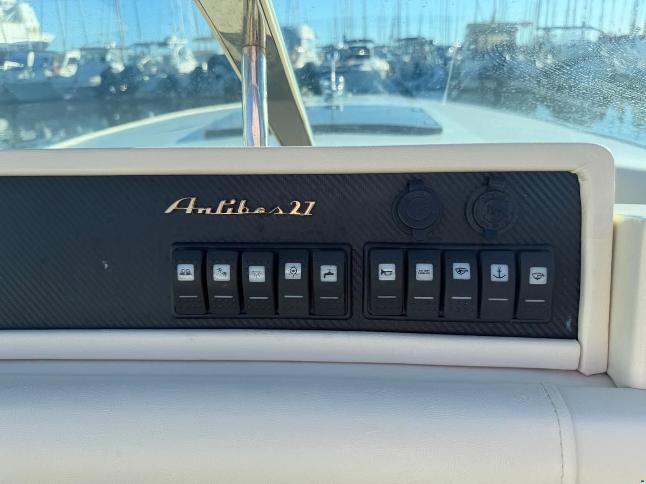 Colombo Antibes 27