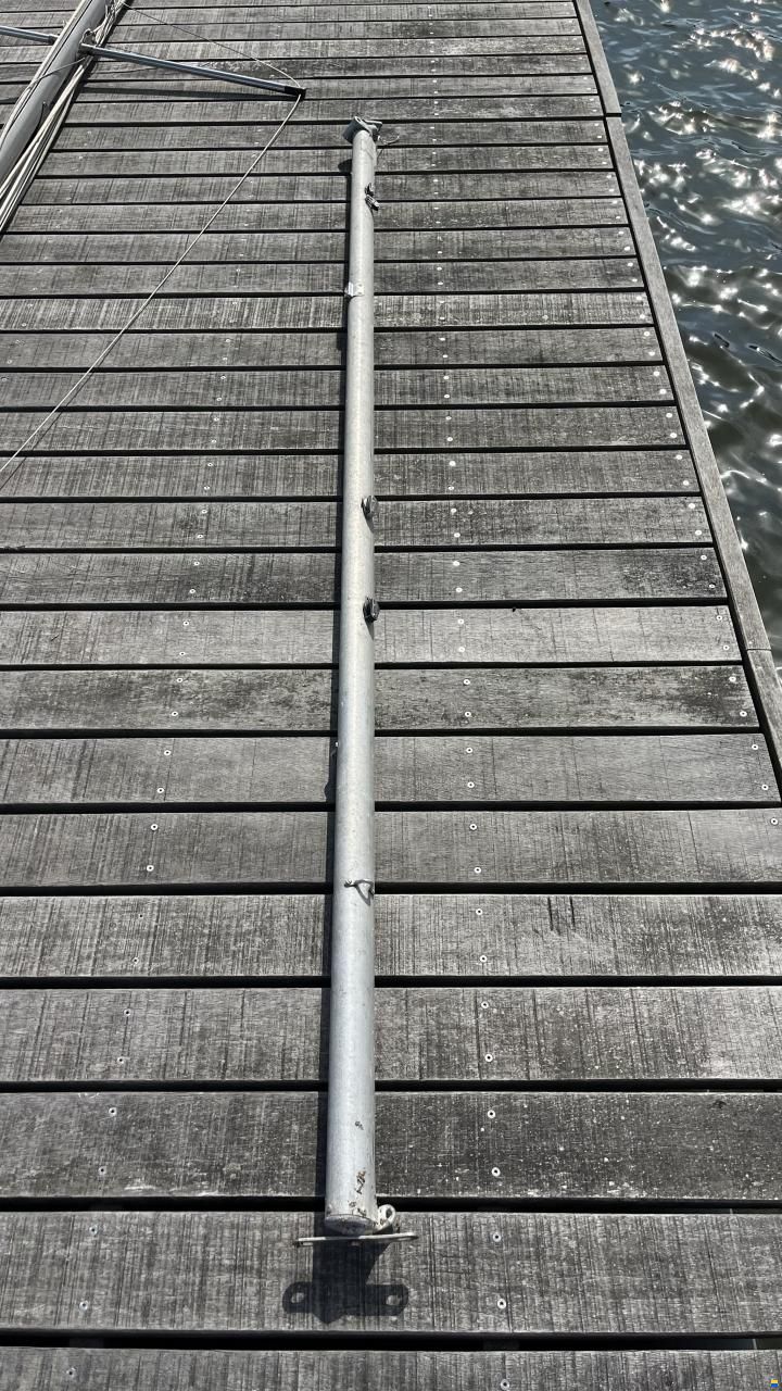 Hurley 20