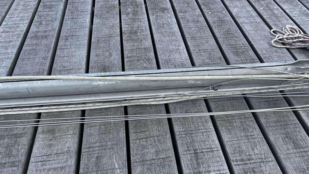 Hurley 20