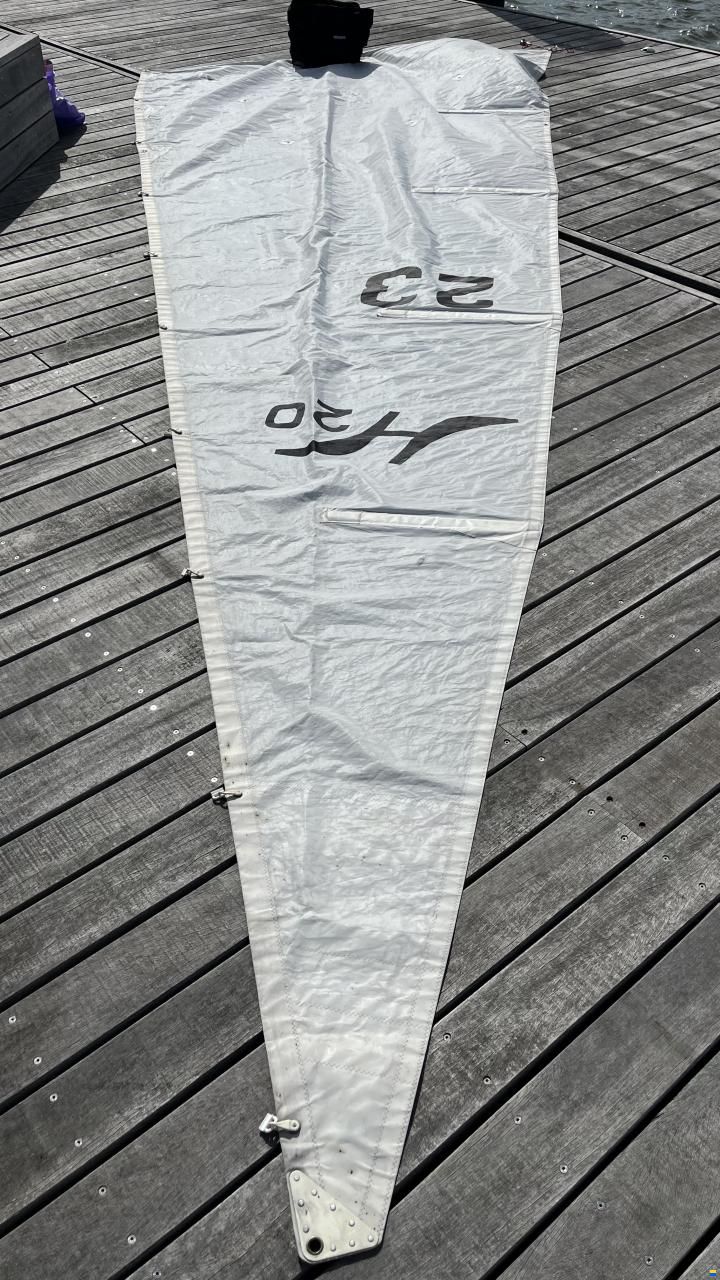 Hurley 20