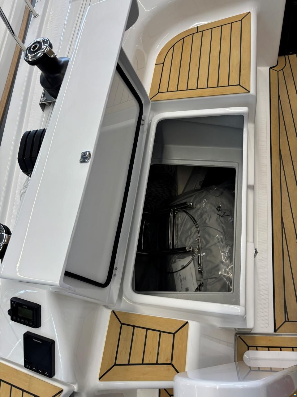 Hanse 348